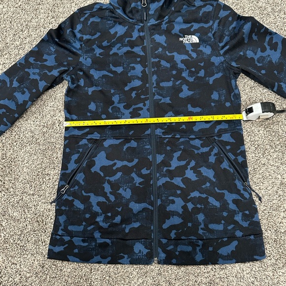 The North Face Zip Front Jacket CAMO - Picture 6 of 11